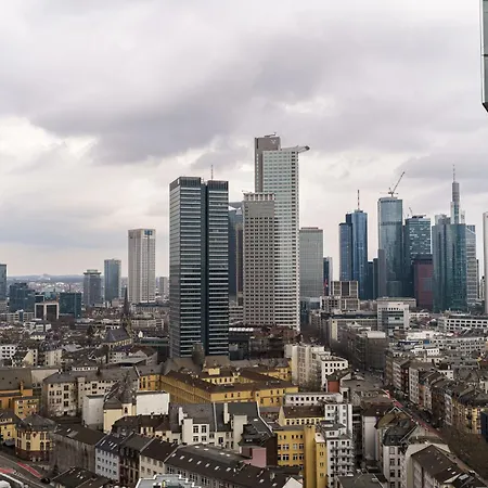 Skyline Blick Frankfurt - Nahe Messe * Frankfurt nad Menem